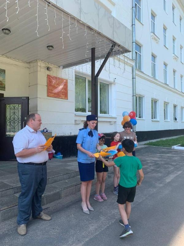 Подарки и поздравления детям!