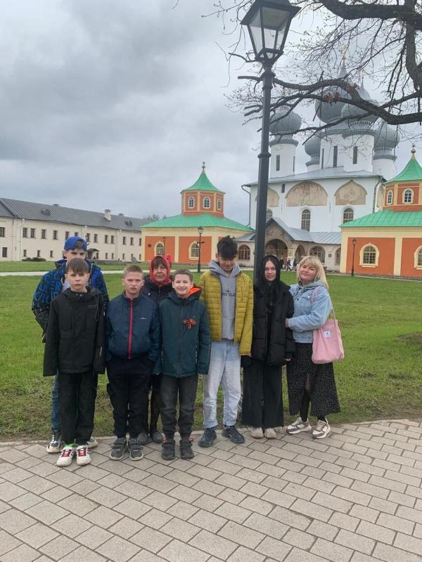 Традиционная поездка в Тихвинский монатырь